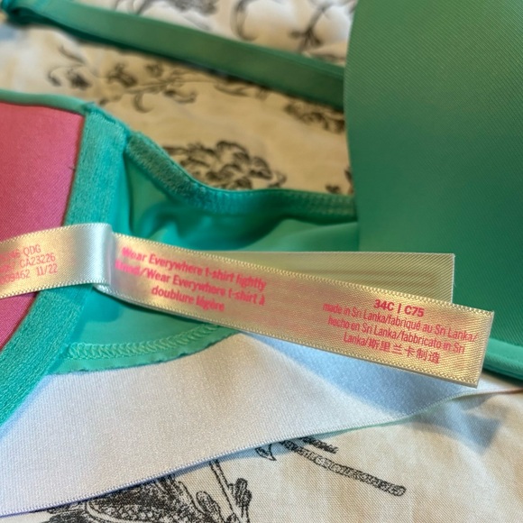 Pink Victoria’s Secret Lightly Lined Bra 34C - Picture 7 of 7